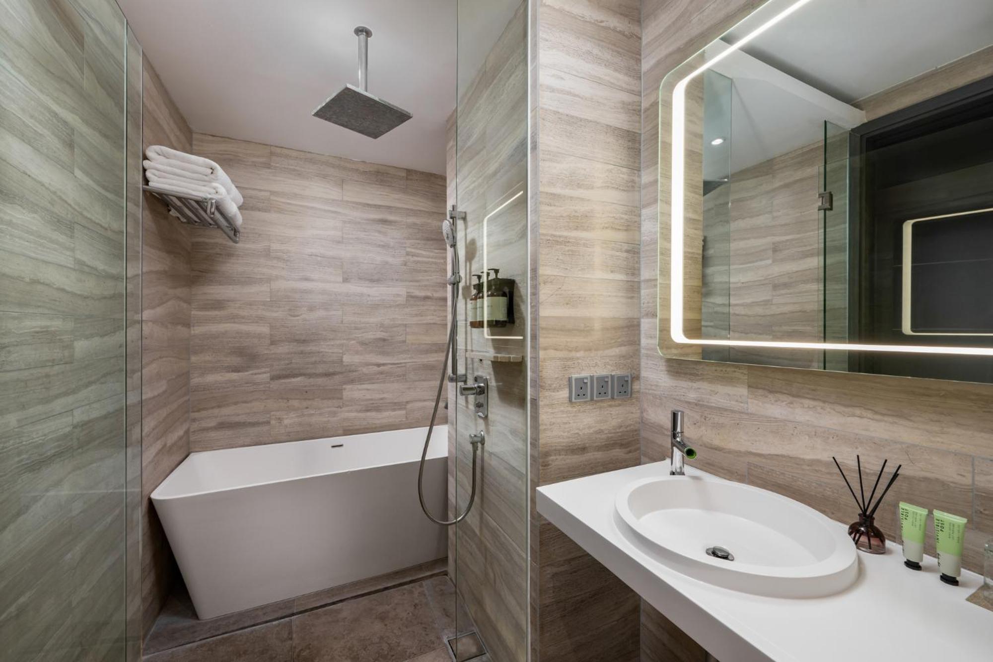 Fraser Place Puteri Harbour Nusajaya  Exteriér fotografie Bathroom