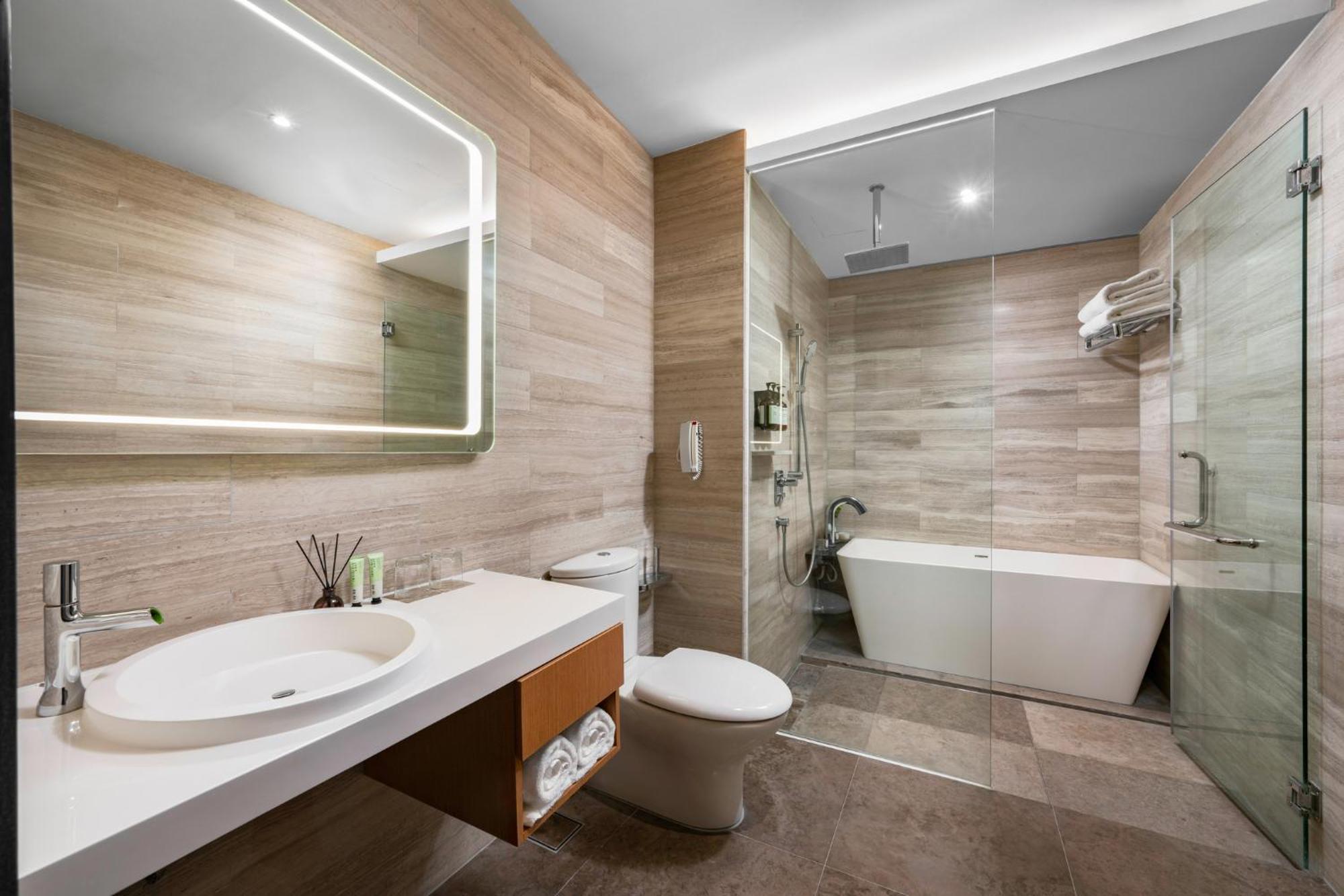 Fraser Place Puteri Harbour Nusajaya  Exteriér fotografie Bathroom